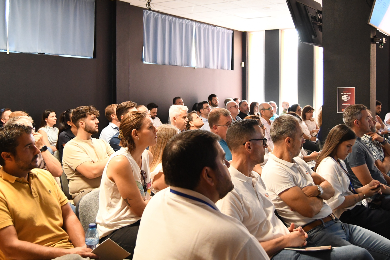 Más de 200 profesionales participan en los eventos de JNC